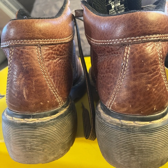 Dr Marten’s Women’s Hiking Brown Leather Boots (pre owned) - Picture 3 of 8
